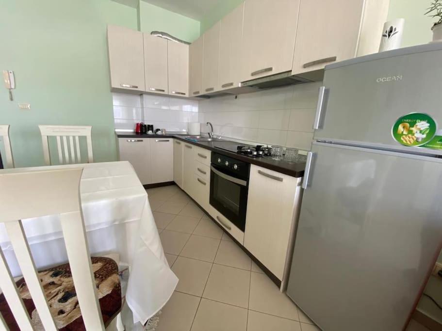 Gold Key Apartments, Durres Beach Bagian luar foto