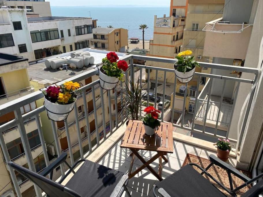 Gold Key Apartments, Durres Beach Bagian luar foto